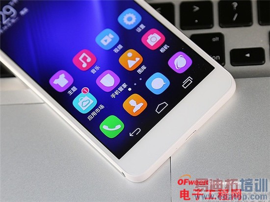 ����MX4/��Ϊ��ҫ6�Ա����⣺��˼����920PK������MT6595