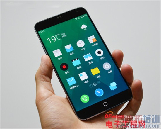 ����MX4/��Ϊ��ҫ6�Ա����⣺��˼����920PK������MT6595