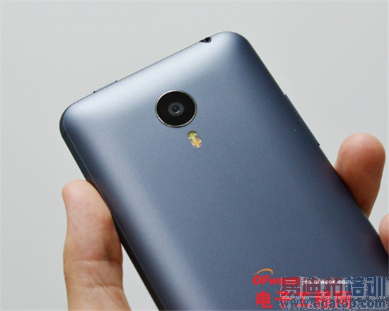 ����MX4/��Ϊ��ҫ6�Ա����⣺��˼����920PK������MT6595