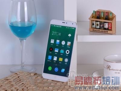 ������ҫ������MX4/С��4/��ΪMate 7��ǿ�����콢���������öԱ�