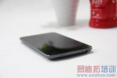 ������ҫ������MX4/С��4/��ΪMate 7��ǿ�����콢���������öԱ�