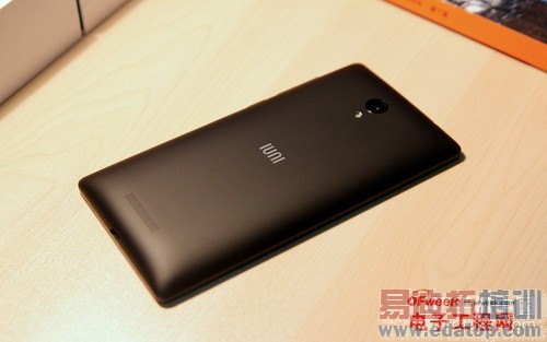 ��ͼ�ġ�����MX4/��ҫ6/С��4/HTC 820˭�����������Լ۱�֮����