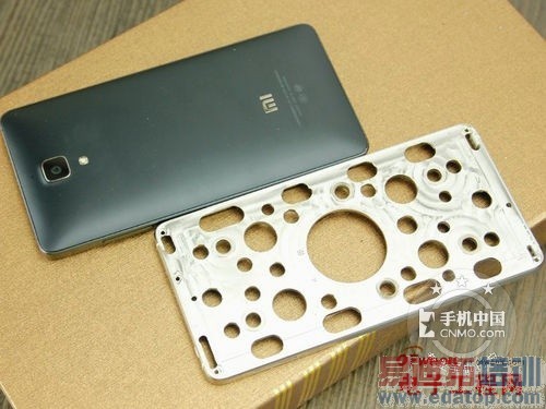 ��ͼ�ġ�����MX4/��ҫ6/С��4/HTC 820˭�����������Լ۱�֮����