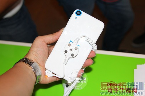 ��ͼ�ġ�����MX4/��ҫ6/С��4/HTC 820˭�����������Լ۱�֮����