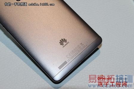 ��ͼ�ĶԱȡ�����MX4/С��4/Mate7�ȹ���������ֵ�˫4G�ֻ��̵�