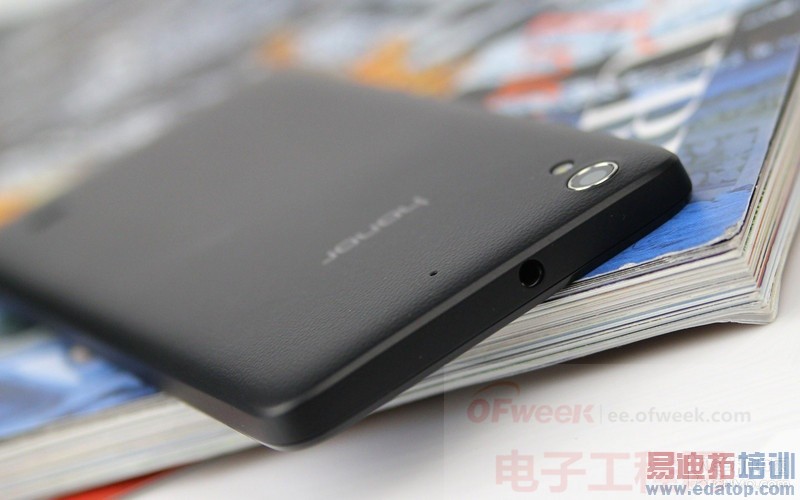 华为荣耀畅玩4图赏 5英寸屏/小羊皮纹路后盖
