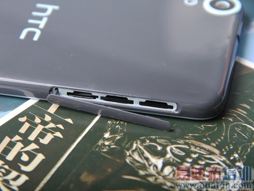 HTC Desire 820���⣺��ͨ�����˺����� ����MX4/С��4��ǿ��