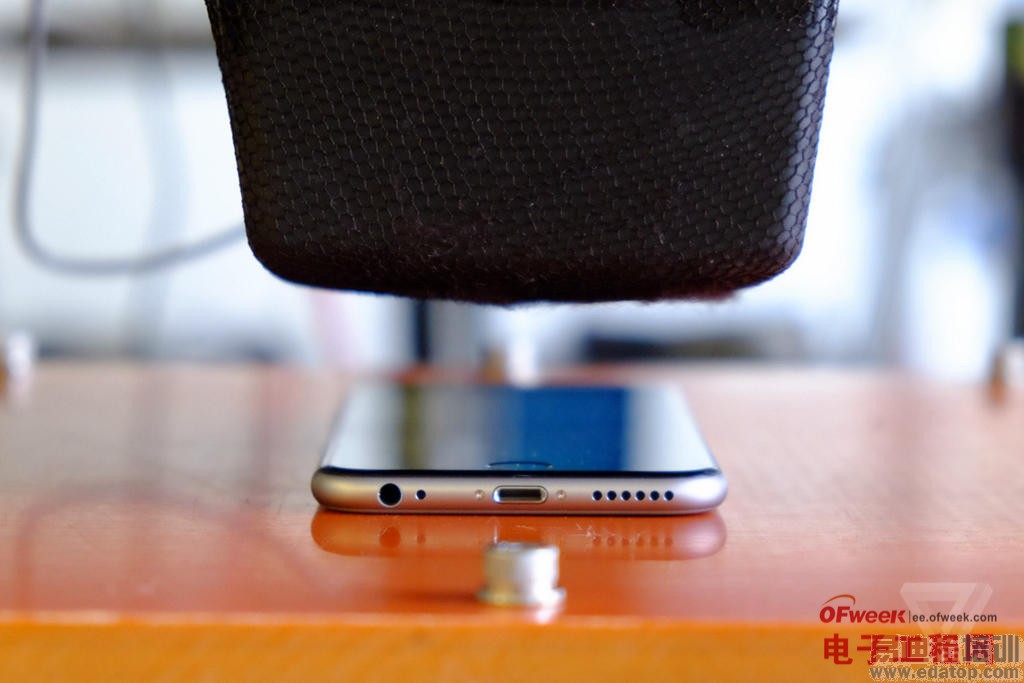 【揭秘】画面太美不敢看 苹果竟然这样测试iPhone 6