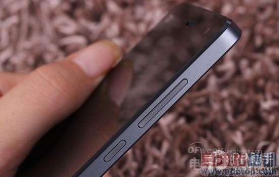 被指小米4做工不如荣耀6/魅族mx4 小米回应iPhone芯片也不点胶