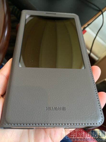 ��Ϊ Mate7���ֲ���:�߶˴����������MX4/С��4�ɱȣ�