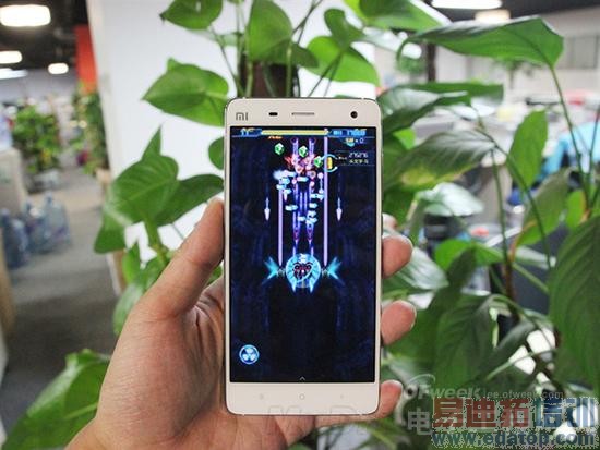 �ȵ�������л�� С��4�ƶ�4G�����飺˭˵������MX4��ɱ��