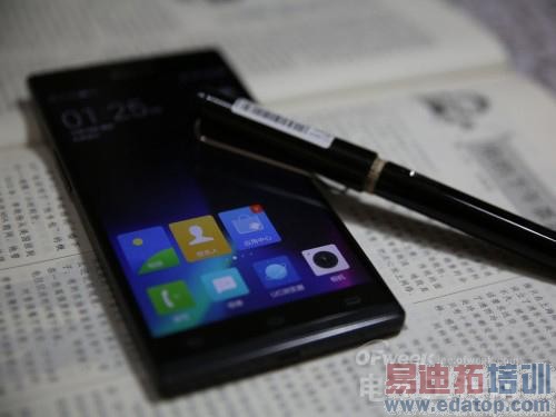 ����Ϸ��̨�����尢�﷢��������ٿ� YunOS 3.0�콢�������ʿ�