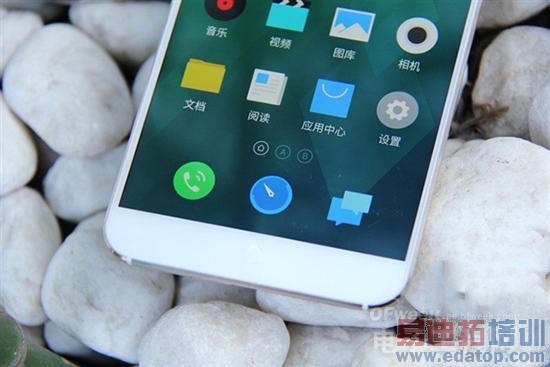 ���尢�﷢�����ܽ�+YunOSϵͳMX4������Ƶ+��ɫ�濪��ͼ��