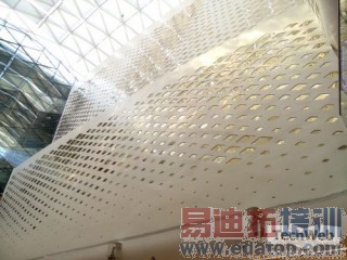 ����MX4��С��4���նԱȣ�����˭�ܸ�ʤһ�