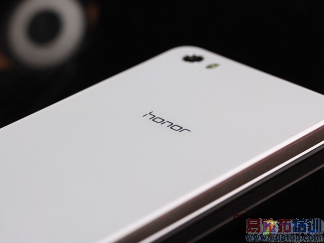 华为荣耀6至尊版简析:性能大升级 力战魅族MX4 pro