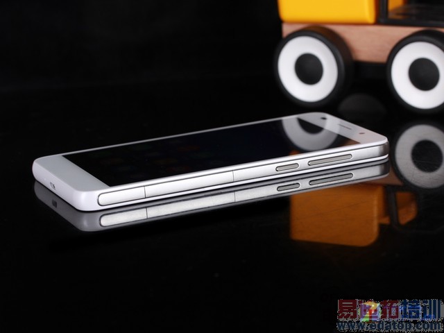 华为荣耀6至尊版简析:性能大升级 力战魅族MX4 pro