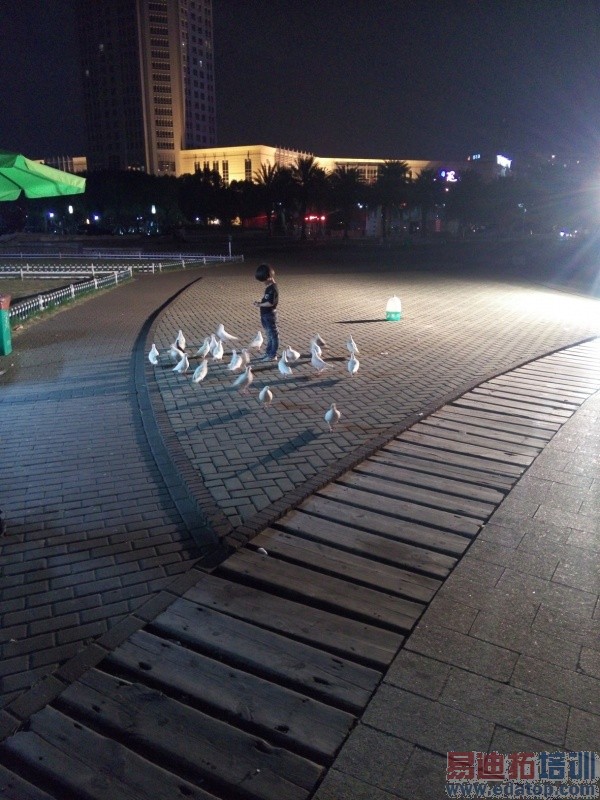 ��ΪMate7���նԱ�����MX4��1300���ܷ���Ϯ2070�����أ�