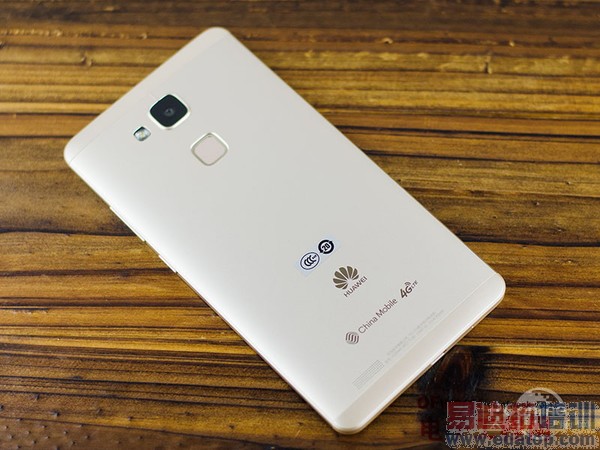 ��ΪMate7�����ֻ��������飺��������ƽ��  ����MX4 proѹ��ɽ��