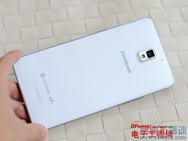 ��ΪMate7�����ֻ��������飺��������ƽ��  ����MX4 proѹ��ɽ��