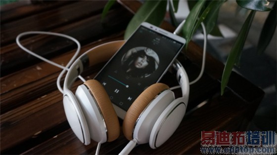 ���»�ΪMate7��ǿ�콢ů�����⣺����Note4����MX4Pro��̫��