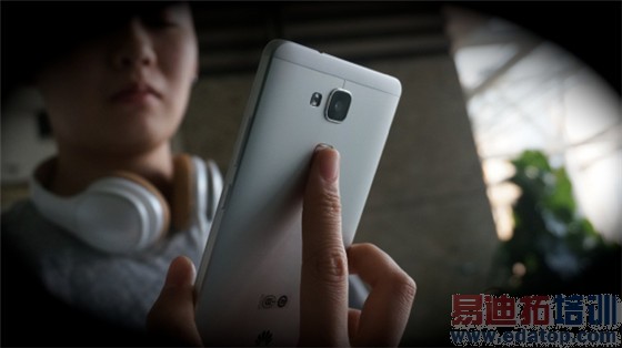 ���»�ΪMate7��ǿ�콢ů�����⣺����Note4����MX4Pro��̫��