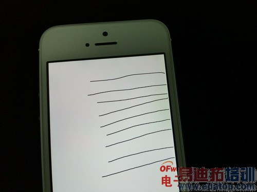 ����MX4/HTC One��M8��/����Note 4��Ļ�����ȶԱ����⣺Note 4��ʤ