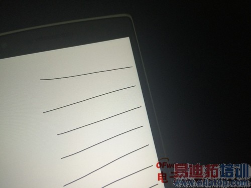 ����MX4/HTC One��M8��/����Note 4��Ļ�����ȶԱ����⣺Note 4��ʤ