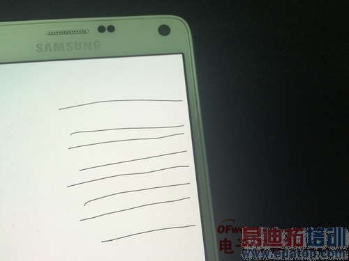 ����MX4/HTC One��M8��/����Note 4��Ļ�����ȶԱ����⣺Note 4��ʤ