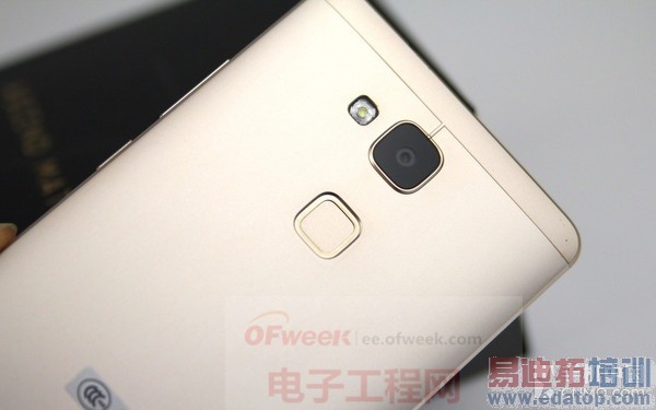 ����ʵ������ΪMate7������Σ���˼����925ֵ���ڴ���