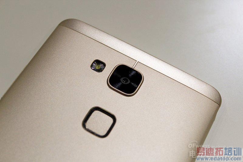 ��ΪMate7�����ȫ�����⣺�߸�˧���������� ��˿�ļ�λ