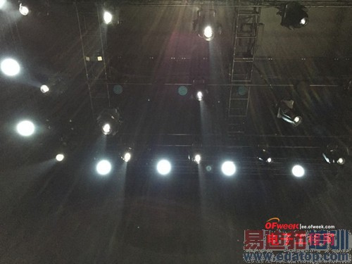 华为Mate7/iPhone6 Plus对比评测:大屏+指纹识别 秒杀小米4魅族MX4