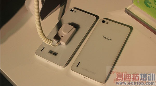 ��ΪMate 7��Խ�棺��Ϊ��ҫ6��������ͼ�� ��������928