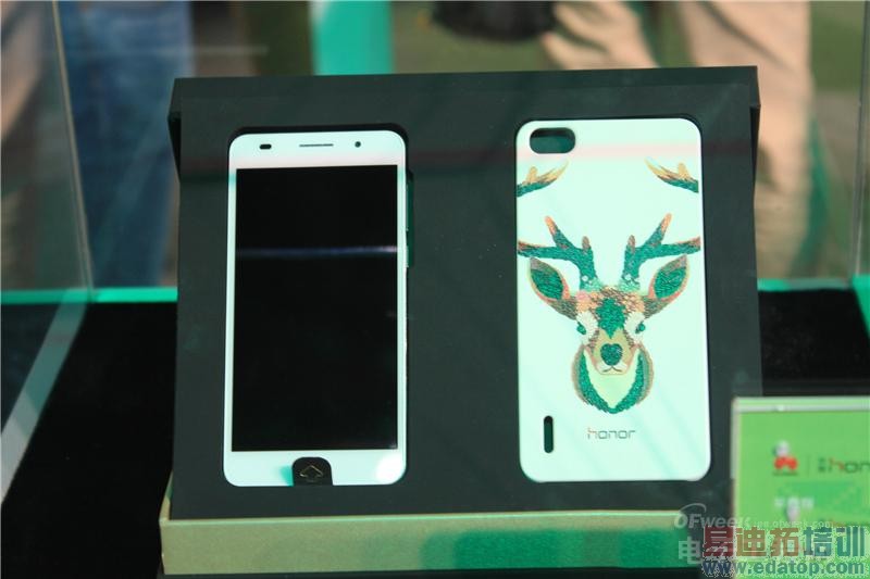 �״˼�������928 ��Ϊ��ҫ6�����а�MX4 Pro����ʵ��ͼ��