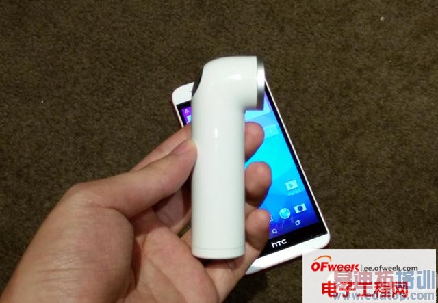华为Mate7/三星Note4老了!HTC Re深度上手:全新的拍照体验