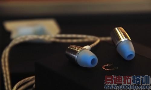 ��Ϊ��ҫ6��������⣺��ǿ��о����928 