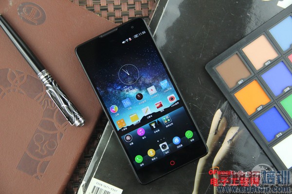 ����MX4 Pro����ɫ������MX4 Proǿ���̵㣨���ع⣩