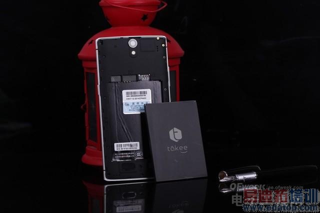 takee1全息手机真机图赏:跟魅族MX4 Pro/小米4有一拼