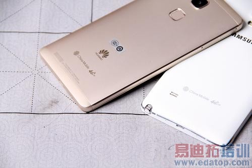 华为Mate7/三星Note4对比评测:大屏旗舰之争 海思芯扬威