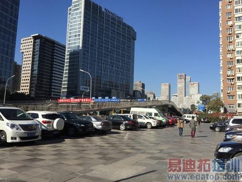 ����Աȣ�����MX4/С��4�۷�Ծ� iPhone6/6 Plusͬ�Ҳٸ�