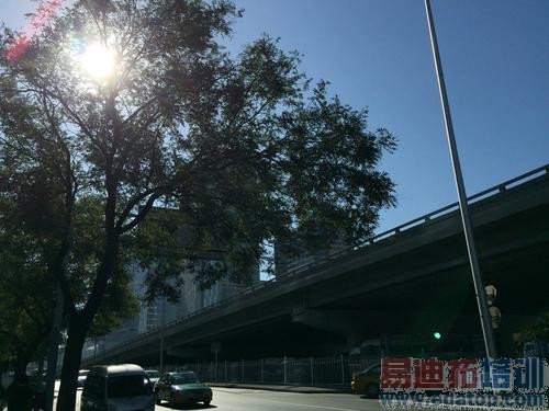 ����Աȣ�����MX4/С��4�۷�Ծ� iPhone6/6 Plusͬ�Ҳٸ�