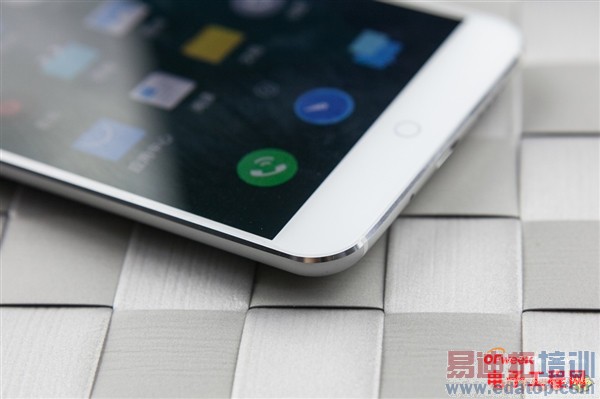 ����MX4��ɫ/���������ͼ��+YunOSϵͳ���⣺�а�Mate7/iPhone6