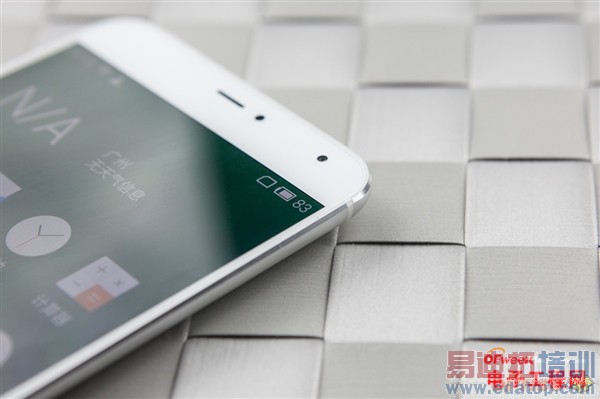 ����MX4��ɫ/���������ͼ��+YunOSϵͳ���⣺�а�Mate7/iPhone6