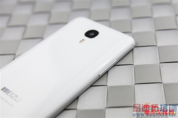 ����MX4��ɫ/���������ͼ��+YunOSϵͳ���⣺�а�Mate7/iPhone6