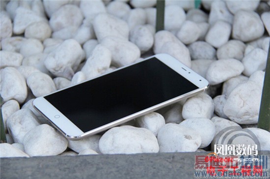 ����MX4 YunOS������+ͼ�ͣ��������걬С��4/Mate7