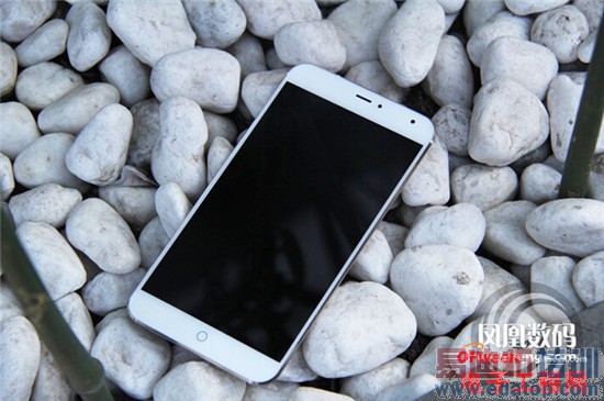 ����MX4 YunOS������+ͼ�ͣ��������걬С��4/Mate7