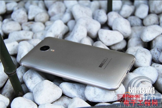 ����MX4 YunOS������+ͼ�ͣ��������걬С��4/Mate7