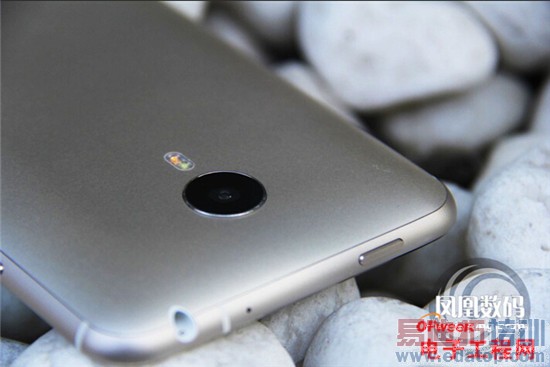 ����MX4 YunOS������+ͼ�ͣ��������걬С��4/Mate7