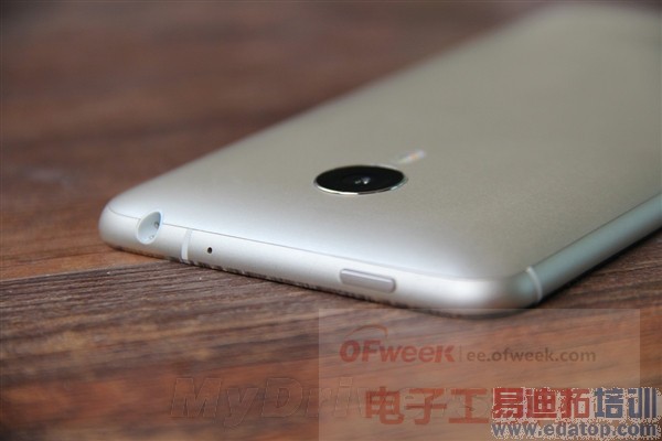 【图赏】魅族MX4三色大集合 土豪金炫亮你的眼!