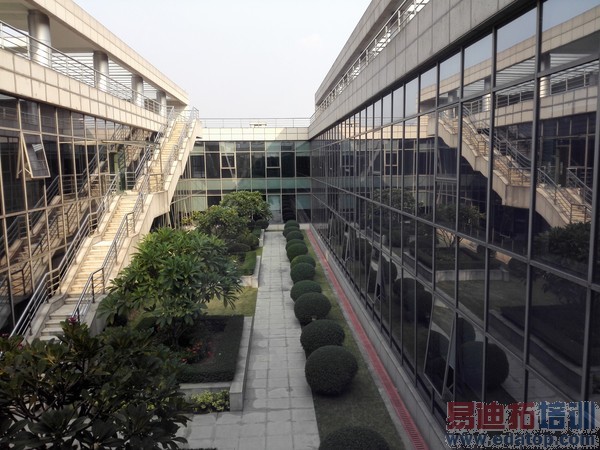 ����˺˻�Ϊ��ҫ6��������⣺�������ü� С��4��̾����