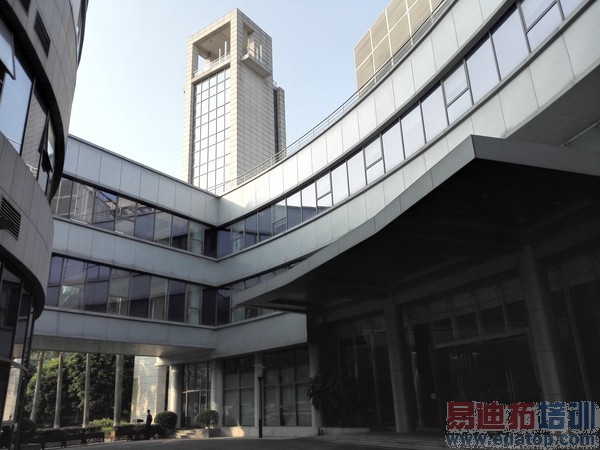 ����˺˻�Ϊ��ҫ6��������⣺�������ü� С��4��̾����